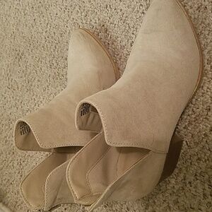 Womens Booties